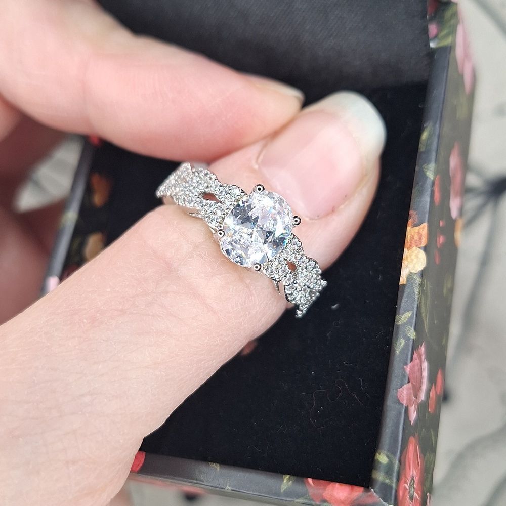 Dazzling Silver Oval Cut Ring with Crystal Accents